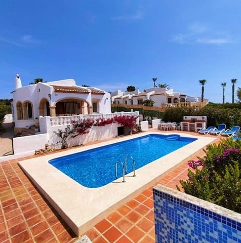4 makuuhuone Huvila vuokrattavana paikassa Javea / Xàbia mukana uima-altaan 
autotalli - 2 500 € (Ref: 9834698)