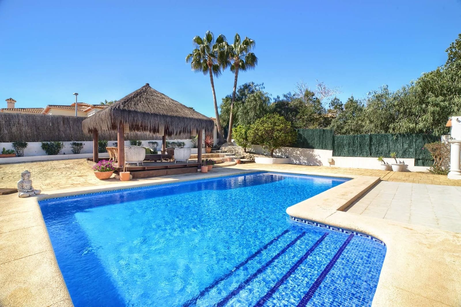 Chalet de 4 habitaciones en Javea / Xàbia en venta con piscina garaje - 870.000 € (Ref: 9834835)