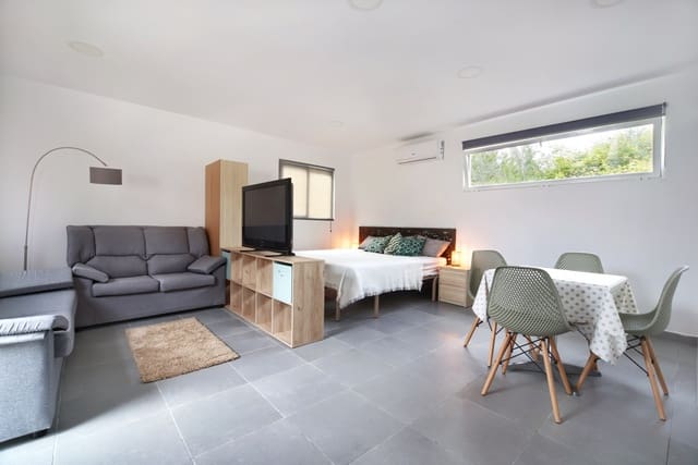 Chalet de 4 habitaciones en Javea / Xàbia en venta con piscina garaje - 870.000 € (Ref: 9834835)