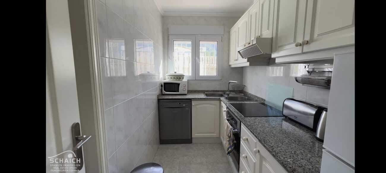5 bedroom Villa for sale in Pedreguer with pool - € 485,000 (Ref: 9836724)