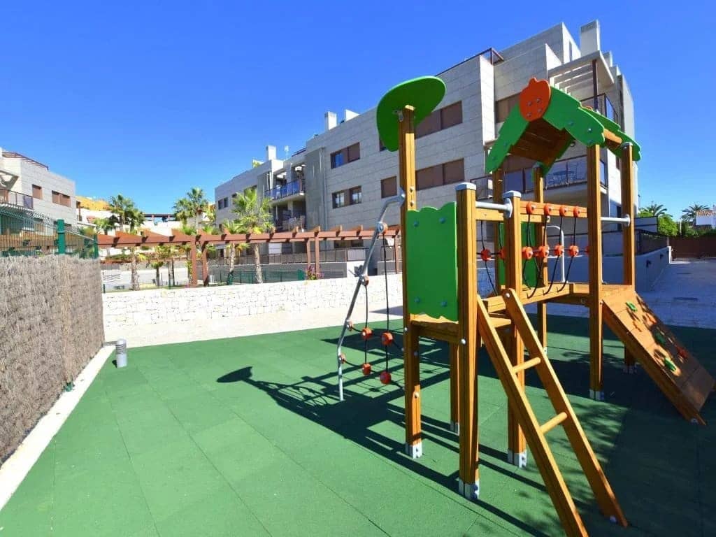 2 bedroom Apartment for sale in Javea / Xabia with pool - € 690,000 (Ref: 9849185)