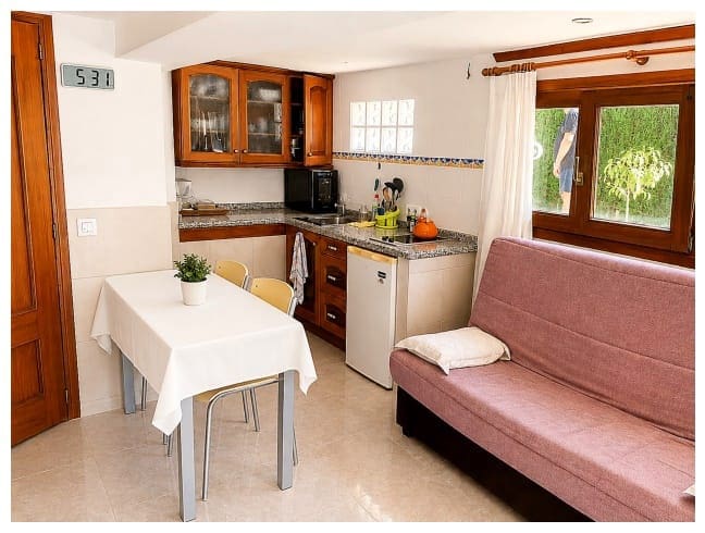 4 bedroom Villa for sale in Moraira with pool - € 610,000 (Ref: 9888437)
