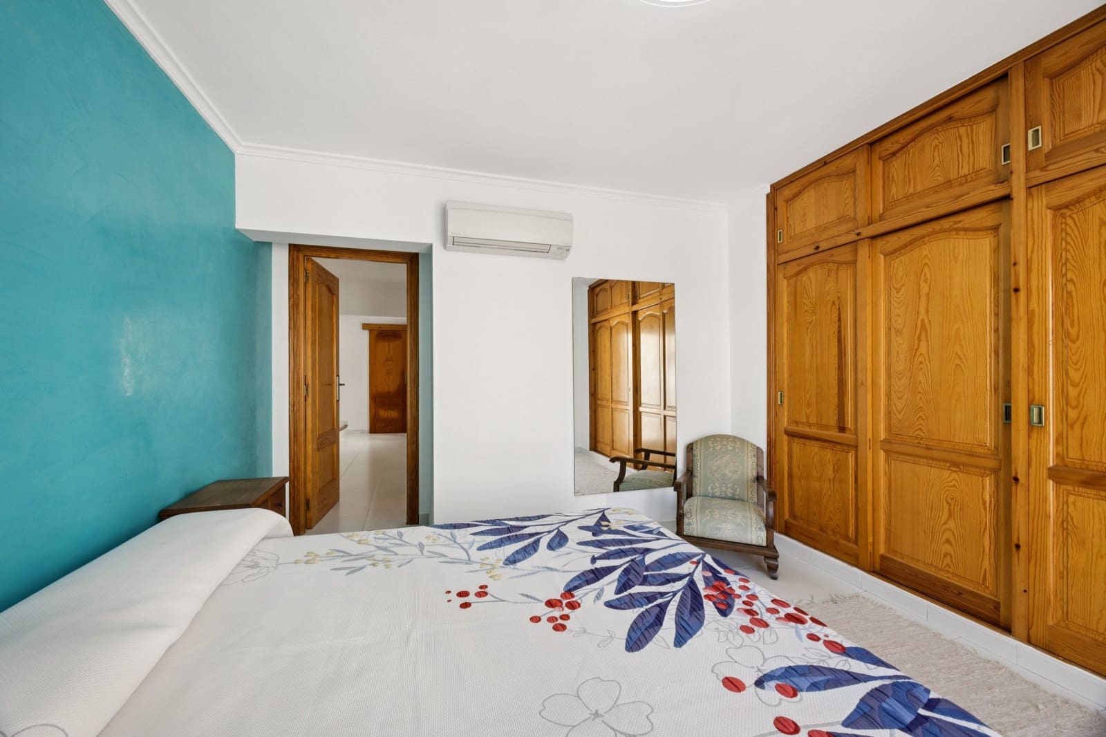 4 bedroom Townhouse for sale in Denia - € 520,000 (Ref: 9888442)