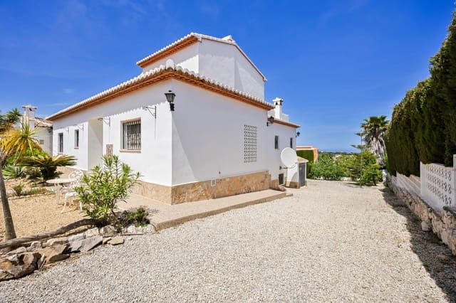 4 bedroom Villa for sale in Javea / Xàbia - € 750,000 (Ref: 9888446)
