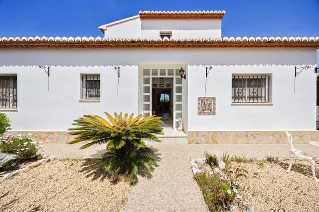 4 bedroom Villa for sale in Javea / Xàbia - € 750,000 (Ref: 9888446)