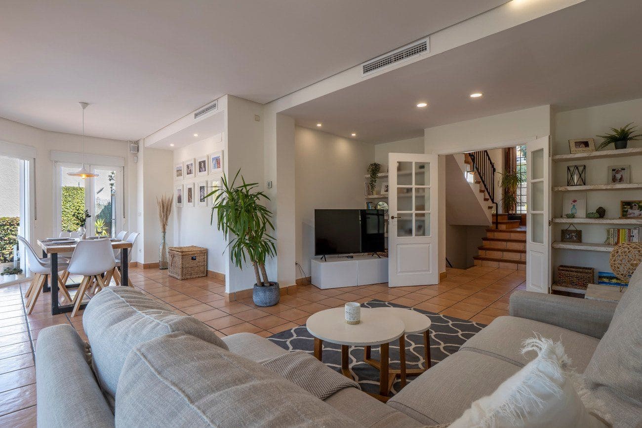 5 bedroom Villa for sale in Javea / Xabia with pool garage - € 995,000 (Ref: 9888448)