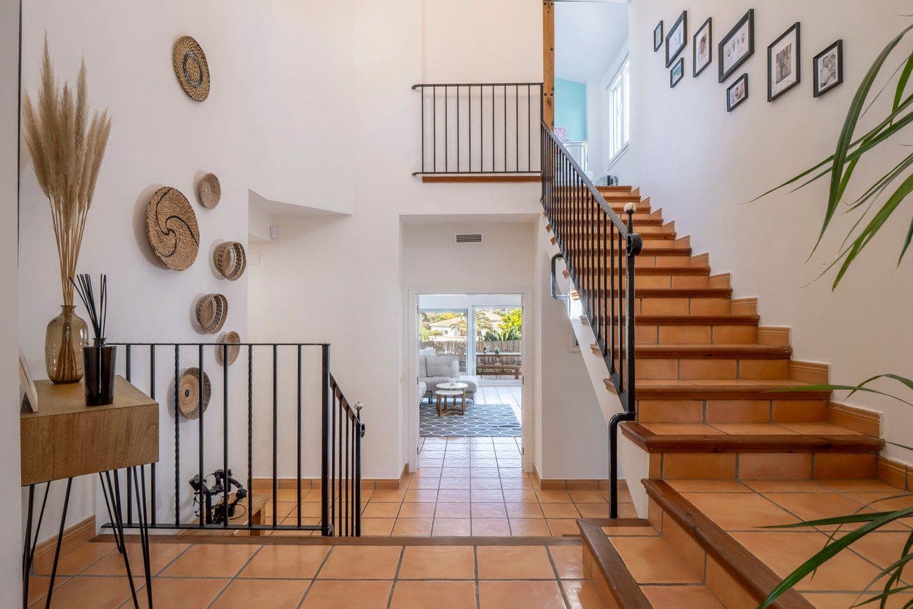 5 bedroom Villa for sale in Javea / Xabia with pool garage - € 995,000 (Ref: 9888448)