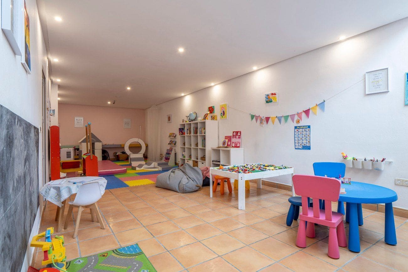 5 bedroom Villa for sale in Javea / Xabia with pool garage - € 995,000 (Ref: 9888448)