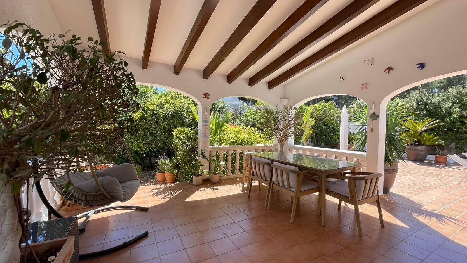 5 bedroom Villa for sale in Javea / Xabia with pool garage - € 850,000 (Ref: 9888449)