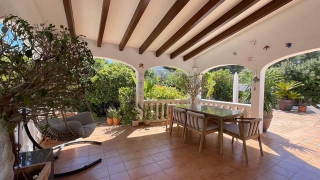 5 bedroom Villa for sale in Javea / Xàbia with pool garage - € 850,000 (Ref: 9888449)