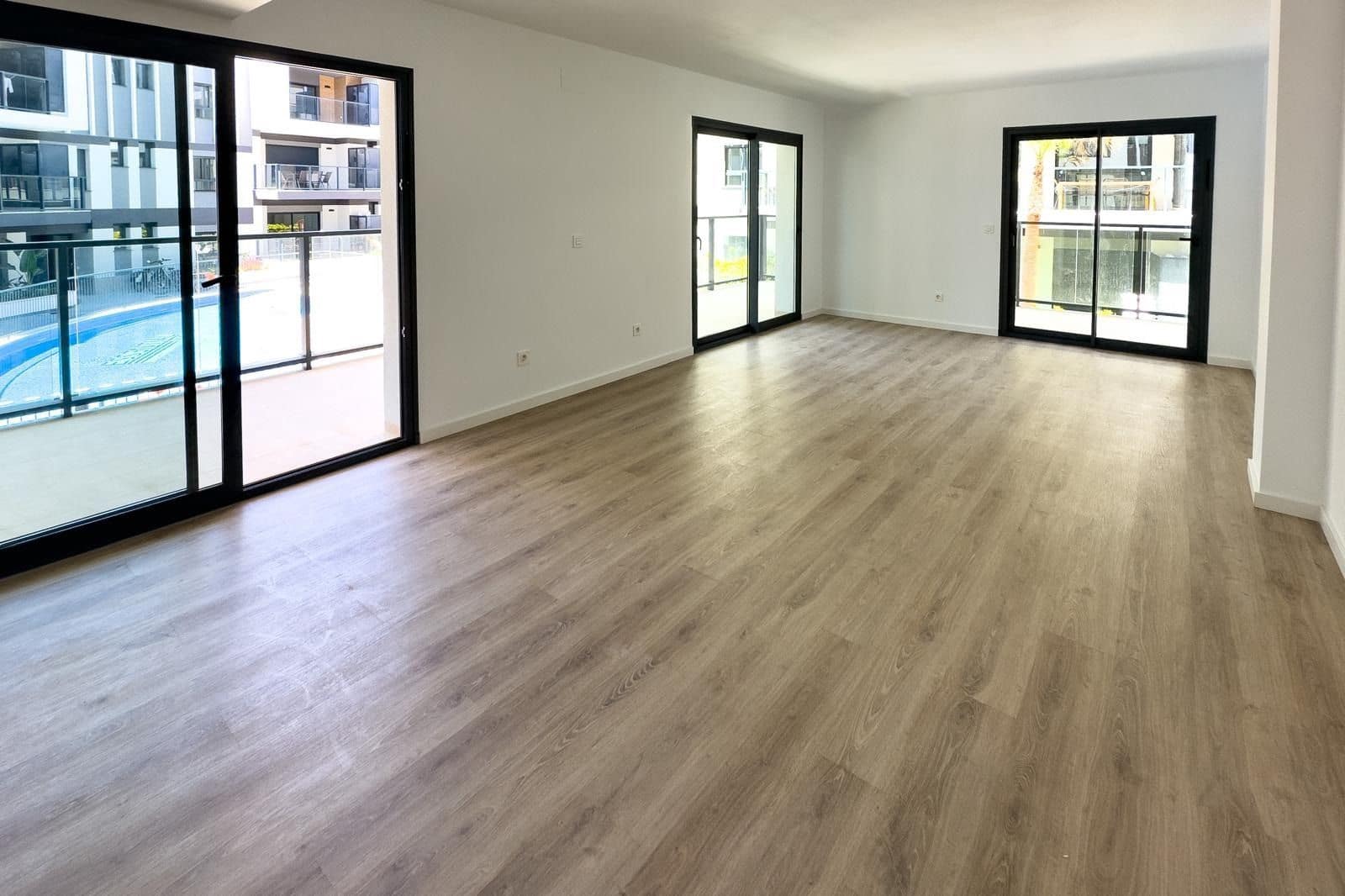 Appartement de 3 chambres à louer à Javea / Xabia avec piscine garage - 2 000 € (Ref: 9888451)