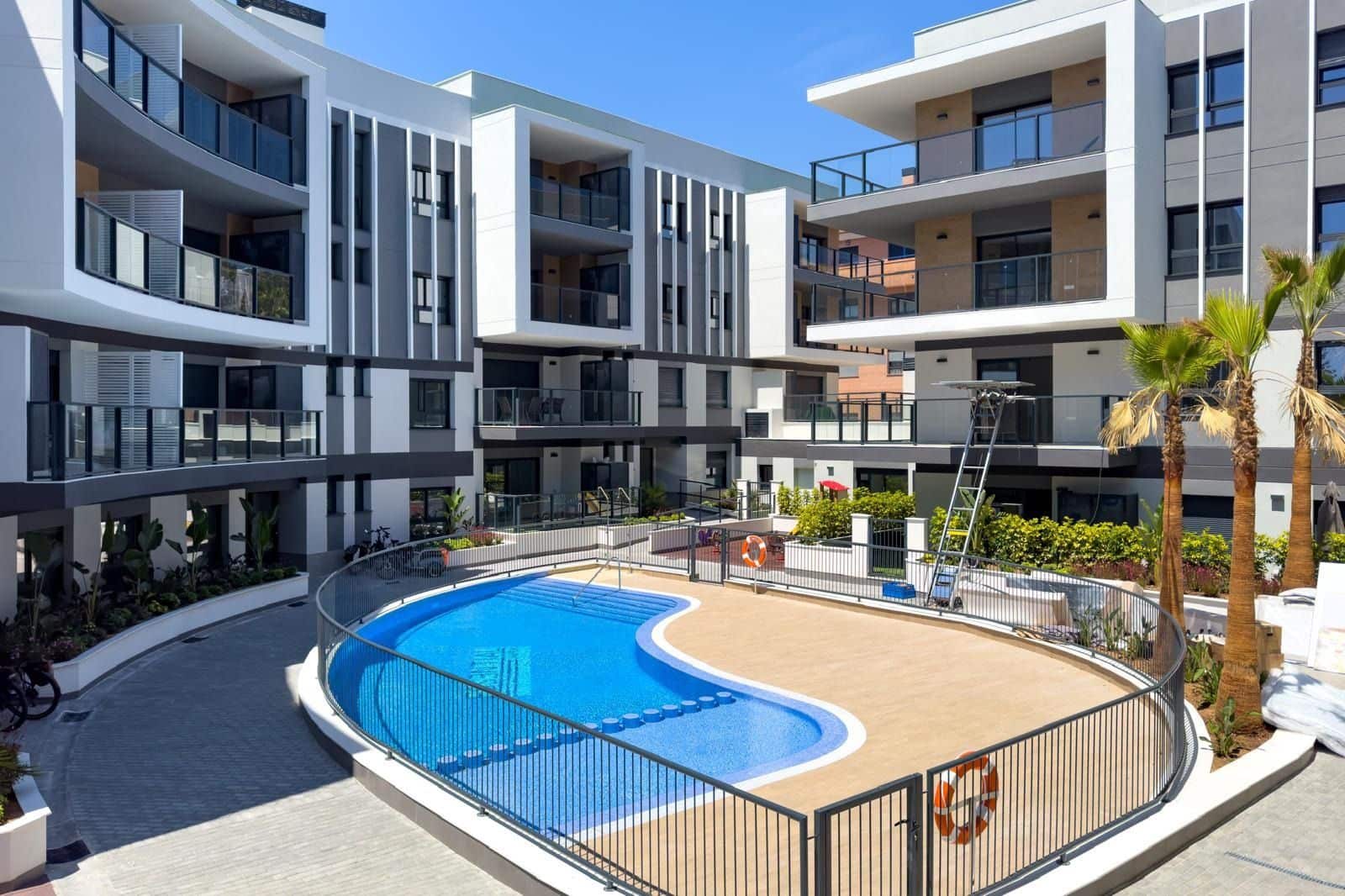 Appartement de 3 chambres à louer à Javea / Xabia avec piscine garage - 2 000 € (Ref: 9888451)