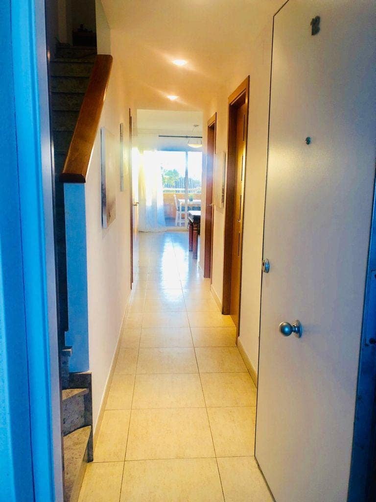 Appartement de 3 chambres à louer à Javea / Xabia avec piscine garage - 1 500 € (Ref: 9888452)