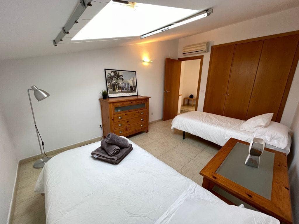 Appartement de 3 chambres à louer à Javea / Xabia avec piscine garage - 1 500 € (Ref: 9888452)