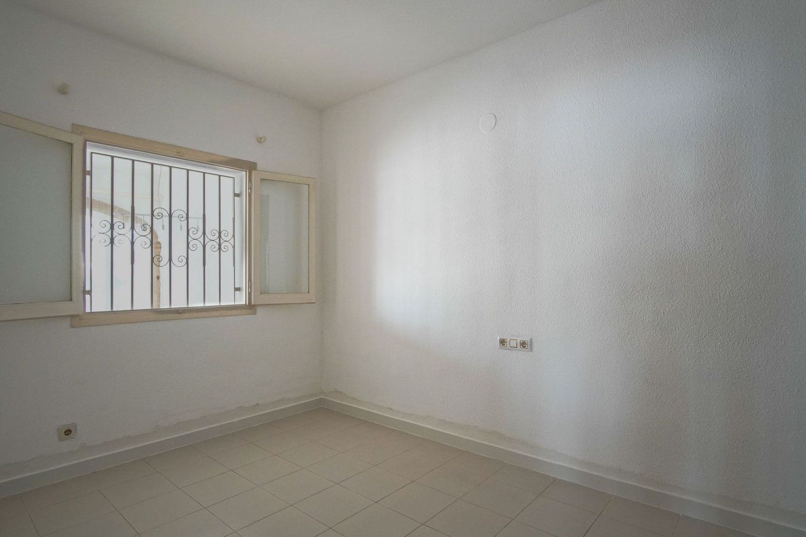 3 sovrum Lägenhet till salu i Denia - 385 000 € (Ref: 9937759)