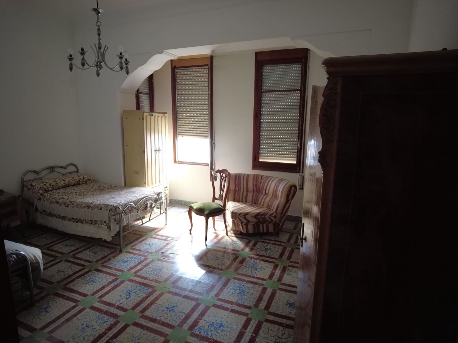 8 bedroom Townhouse for sale in Pedreguer - € 320,000 (Ref: 9937761)