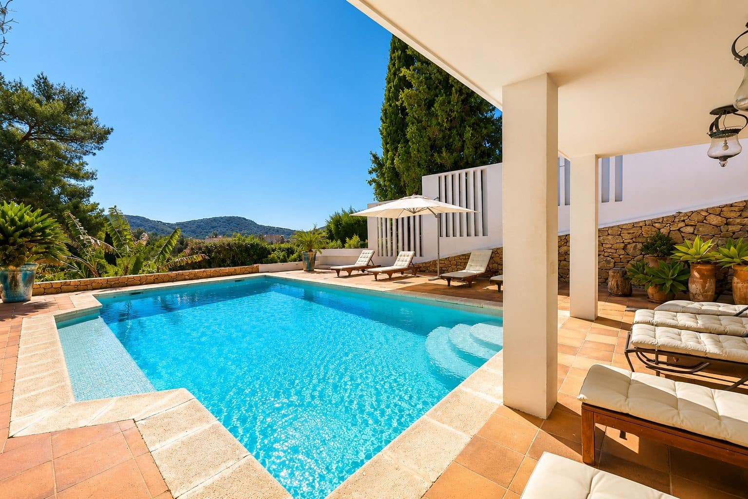 5 soverom Villa til salgs i Santa Eulalia / Santa Eularia med svømmebasseng - € 4 250 000 (Ref: 9943228)