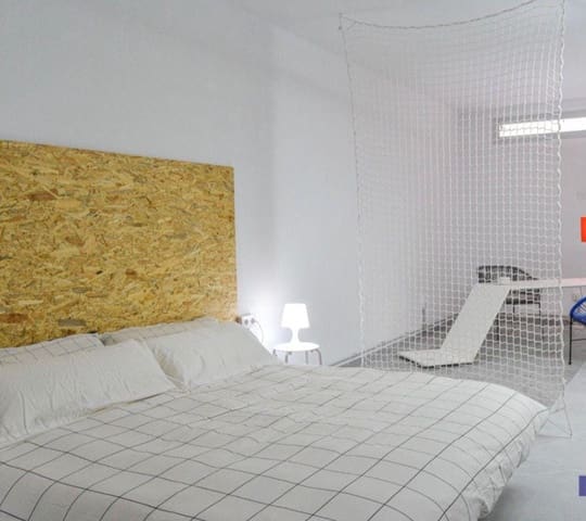 3 bedroom Villa for rent in Jalón / Xaló - € 1,850 (Ref: 9944731)