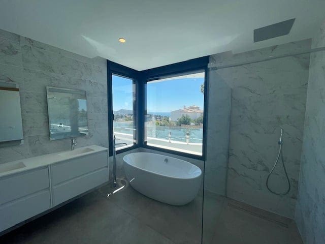 4 soveværelse Villa til salg i Moraira med garage - € 1.850.000 (Ref: 9984526)