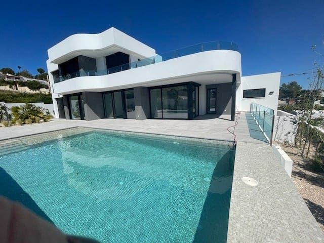 4 soveværelse Villa til salg i Moraira, Teulada-Moraira med garage - € 1.850.000 (Ref: 9984526)