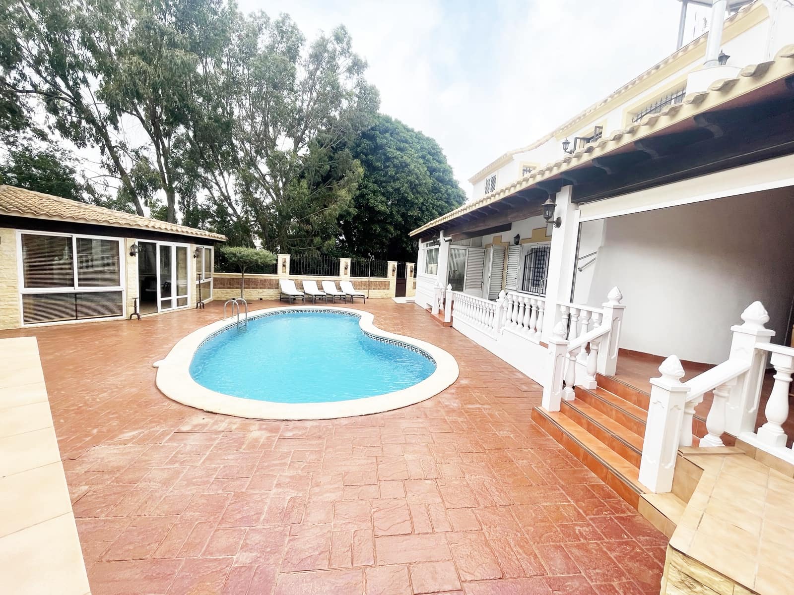 5 Zimmer Villa zu verkaufen in La Manga Club mit Pool Garage - 999.900 € (Ref: 9215477)