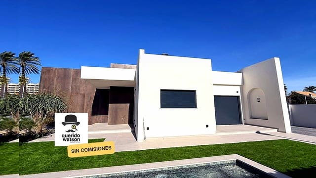 3 soverom Villa til salgs i La Manga del Mar Menor med svømmebasseng garasje - € 950 000 (Ref: 9216102)
