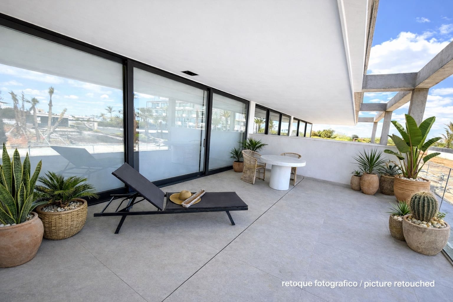 2 soveværelse Strandlejlighed til salg i Mar de Cristal med swimmingpool garage - € 270.000 (Ref: 9270523)