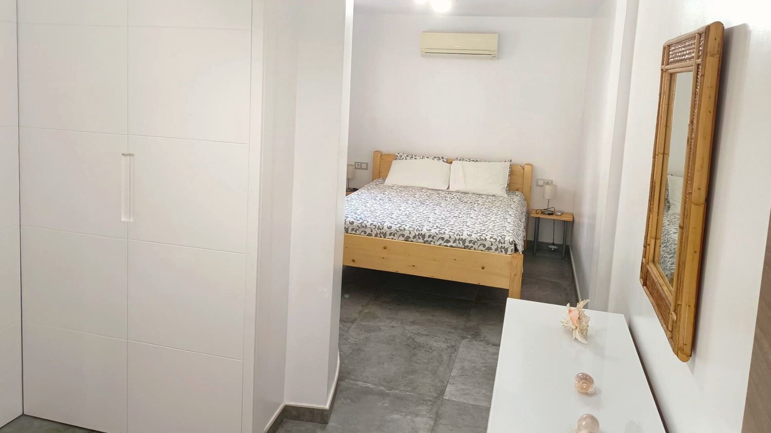 6 soverom Villa til salgs i La Zenia med svømmebasseng garasje - € 1 600 000 (Ref: 9343534)