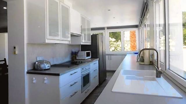 6 sypialnia Willa na sprzedaż w La Zenia, Orihuela z basenem garażem - 1 600 000 € (Ref: 9343534)