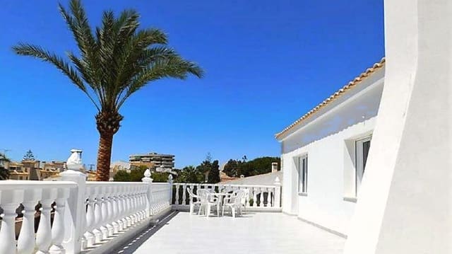 6 slaapkamer Villa te koop in La Zenia, Orihuela met zwembad garage - € 1.600.000 (Ref: 9343534)