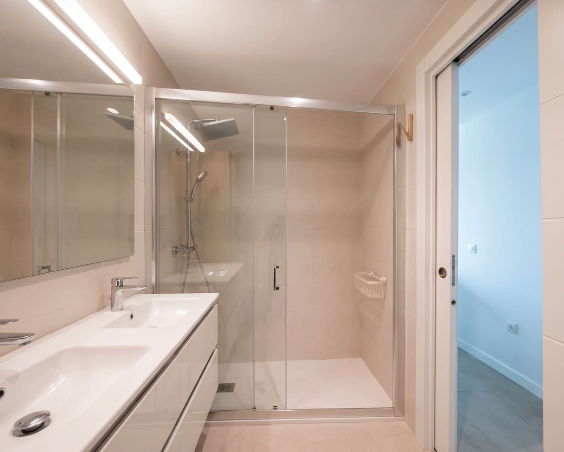 3 bedroom Beach Apartment for sale in Playa Paraiso with pool garage - € 399,000 (Ref: 9816119)