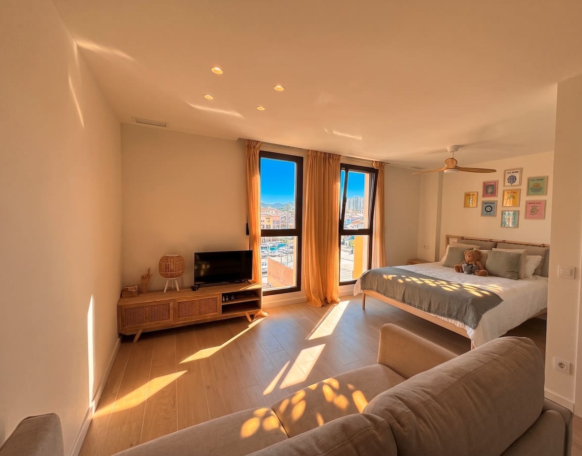 3 bedroom Beach Apartment for sale in Playa Paraiso with pool garage - € 399,000 (Ref: 9816119)