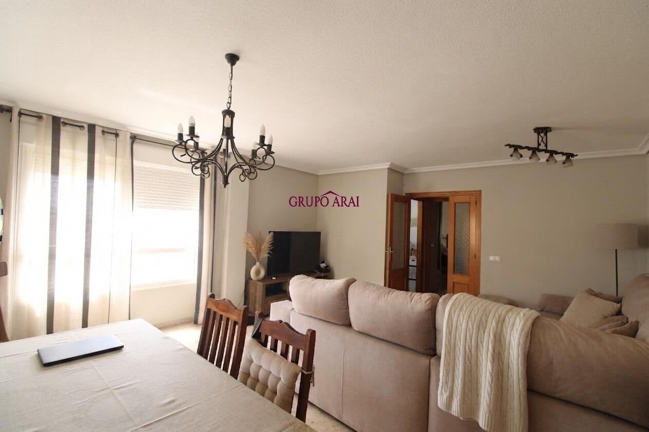 3 Zimmer Wohnung zu verkaufen in San Vicente / Sant Vicent del Raspeig mit Garage - 245.000 € (Ref: 10005752)