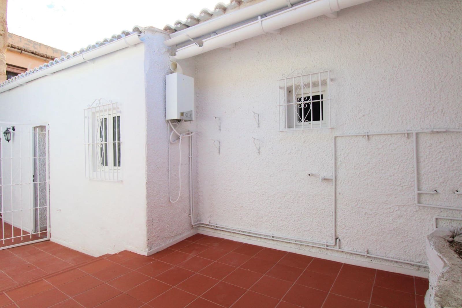 3 bedroom Villa for sale in Aguas de Busot / Aigues - € 299,000 (Ref: 10011585)