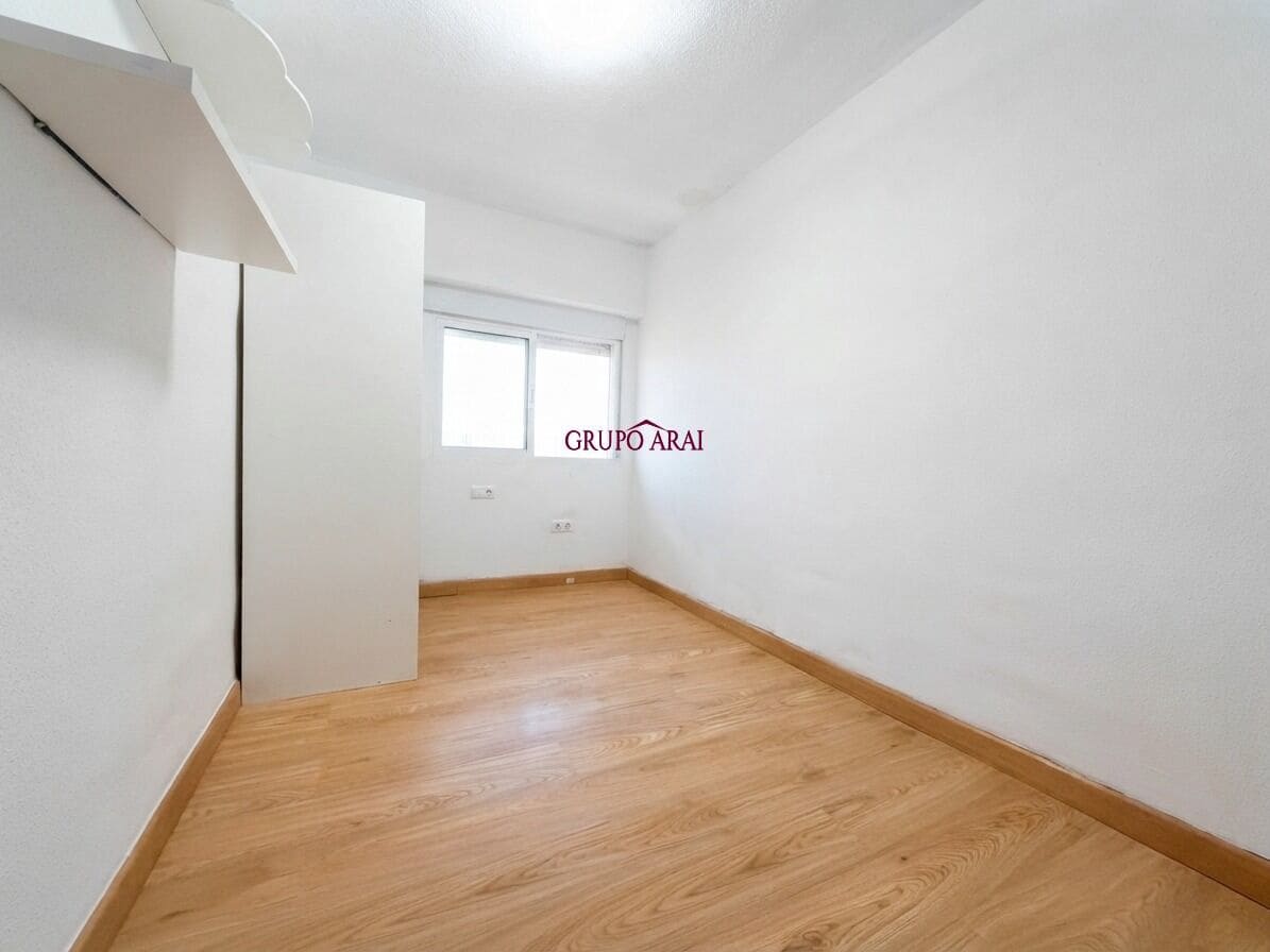 3 camera da letto Appartamento in vendita in Alicante citta - 200.000 € (Rif: 10032200)