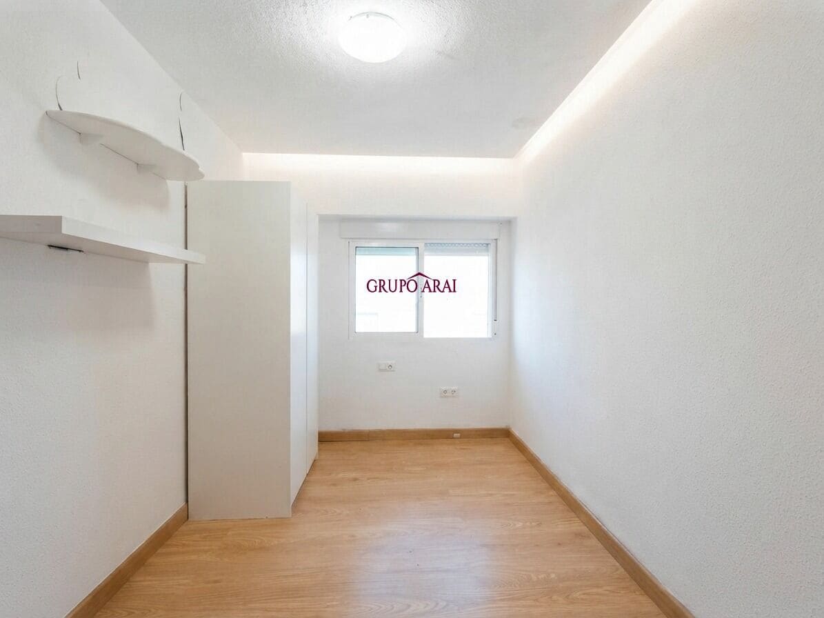 3 camera da letto Appartamento in vendita in Alicante citta - 200.000 € (Rif: 10032200)