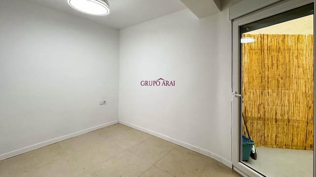Piso de 2 habitaciones en Alicante / Alacant ciudad en venta - 195.000 € (Ref: 10033666)