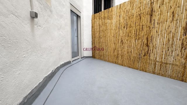 Piso de 2 habitaciones en Alicante / Alacant ciudad en venta - 195.000 € (Ref: 10033666)