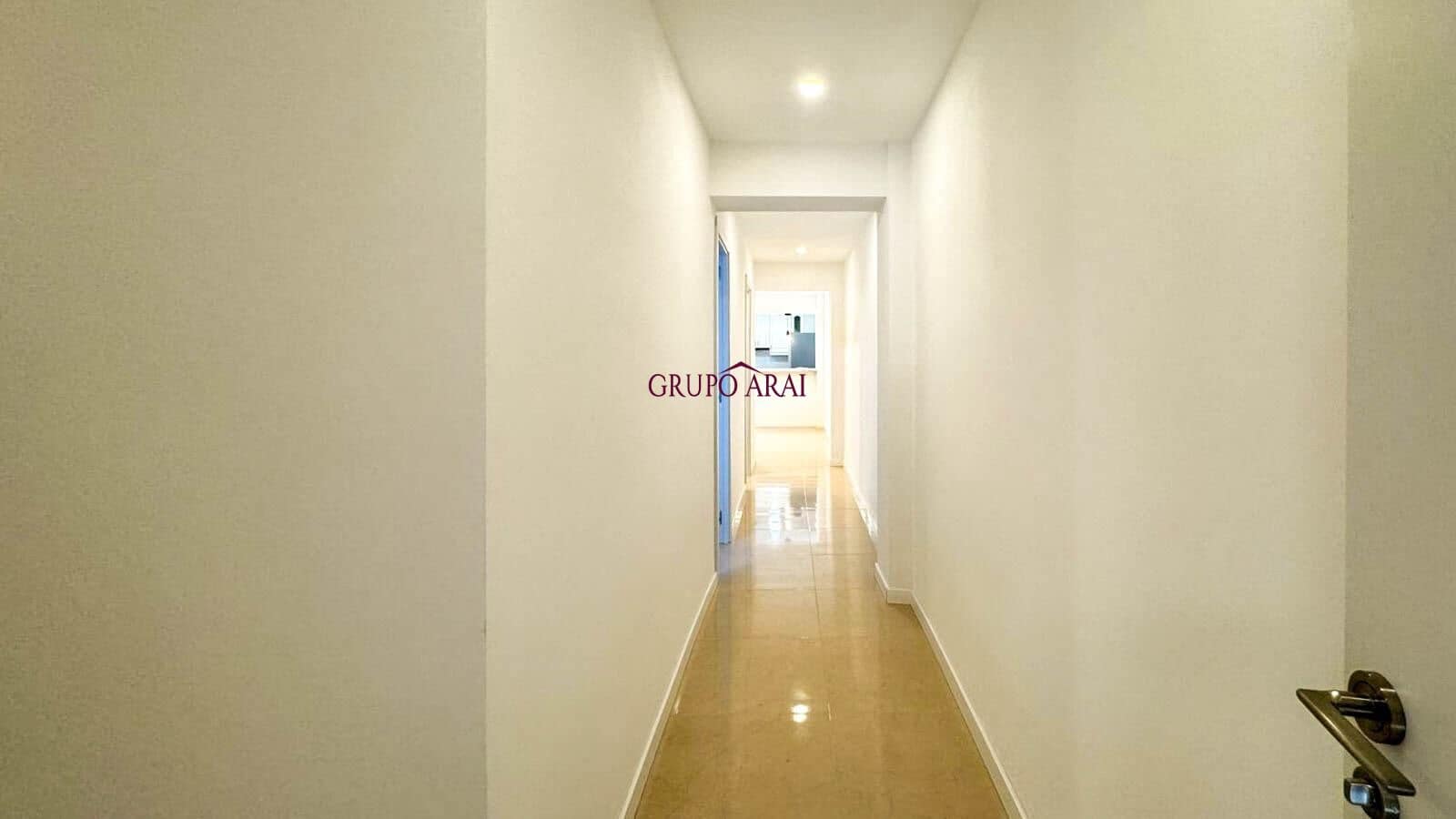 Piso de 2 habitaciones en Alicante / Alacant ciudad en venta - 195.000 € (Ref: 10033666)