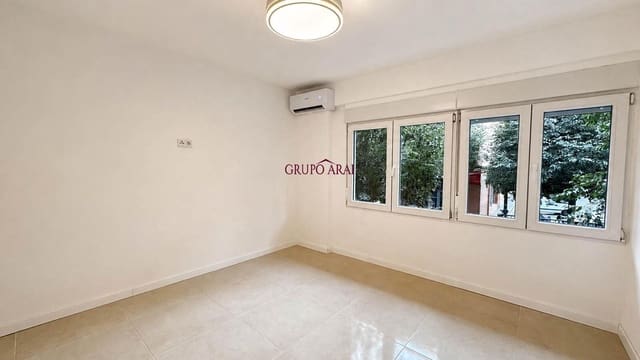 Piso de 2 habitaciones en Alicante / Alacant ciudad en venta - 195.000 € (Ref: 10033666)