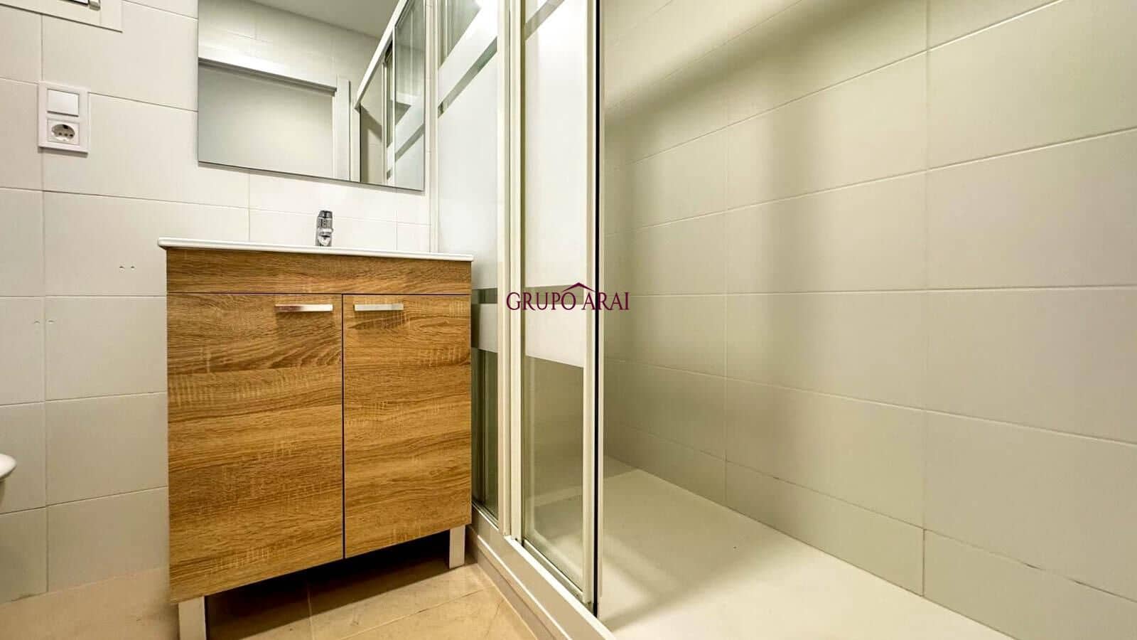 Piso de 2 habitaciones en Alicante / Alacant ciudad en venta - 195.000 € (Ref: 10033666)