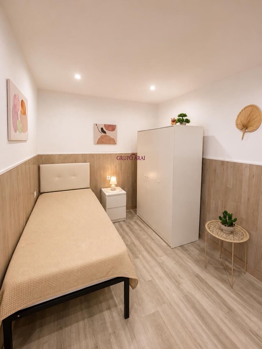 Apartamento de 3 habitaciones en Alicante / Alacant ciudad en venta - 154.900 € (Ref: 10033668)