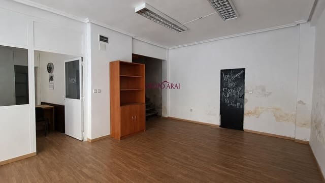 Commercial for sale in Alicante / Alacant city - € 145,000 (Ref: 10041264)