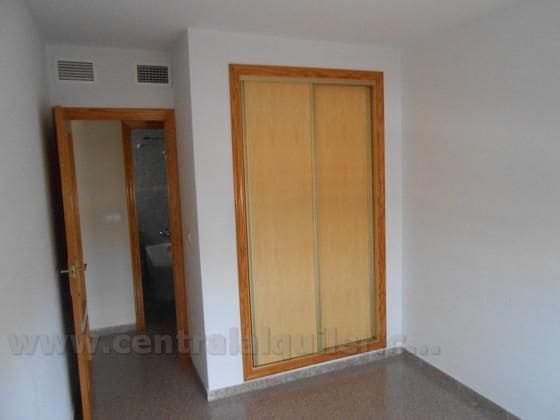 3 soveværelse Lejlighed til salg i Alicante by med swimmingpool - € 260.000 (Ref: 10076586)