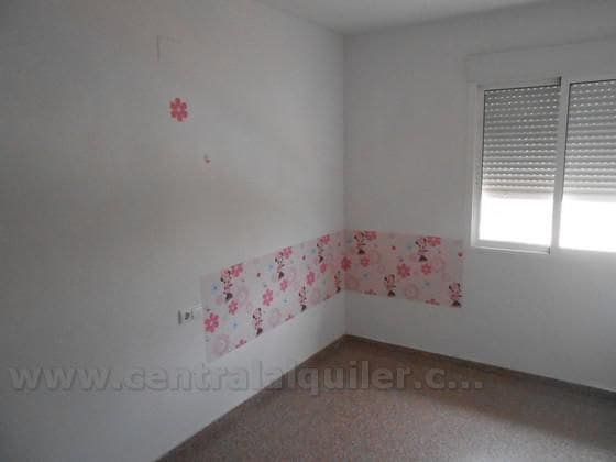 3 soveværelse Lejlighed til salg i Alicante by med swimmingpool - € 260.000 (Ref: 10076586)
