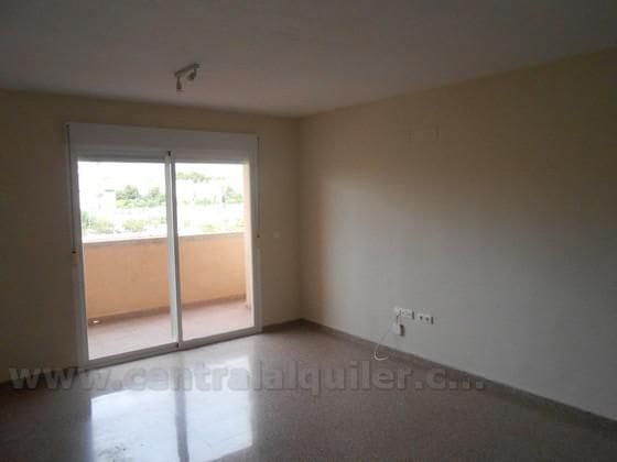 3 soveværelse Lejlighed til salg i Alicante by med swimmingpool - € 260.000 (Ref: 10076586)