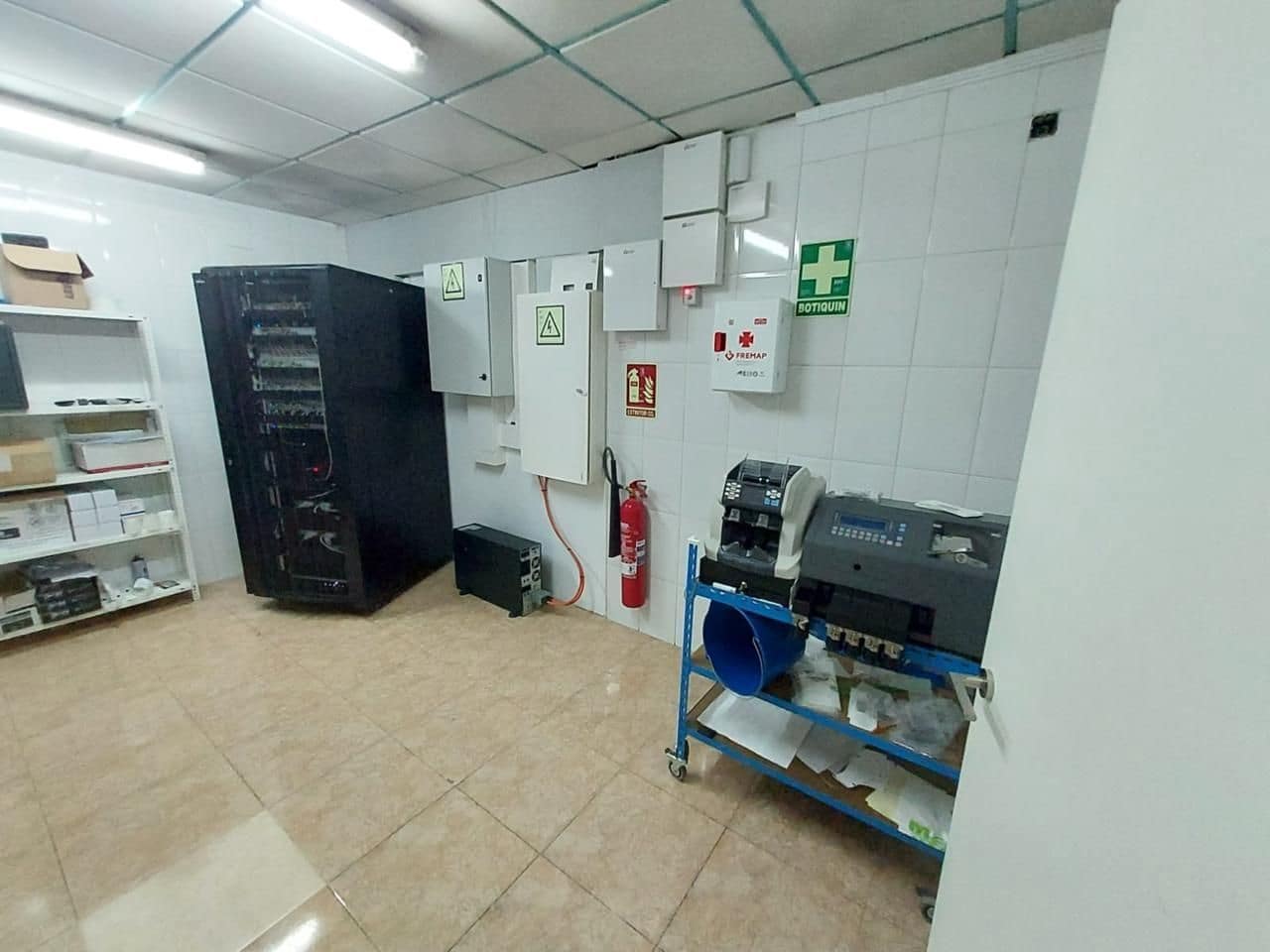 3 soveværelse Erhverv til salg i San Vicente / Sant Vicent del Raspeig - € 166.000 (Ref: 10076591)