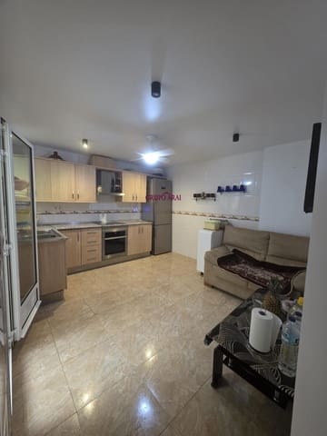 3 bedroom Flat for sale in Carolinas Bajas, Alicante / Alacant city - € 152,000 (Ref: 10076592)