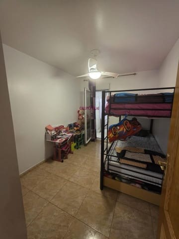 3 bedroom Flat for sale in Carolinas Bajas, Alicante / Alacant city - € 152,000 (Ref: 10076592)
