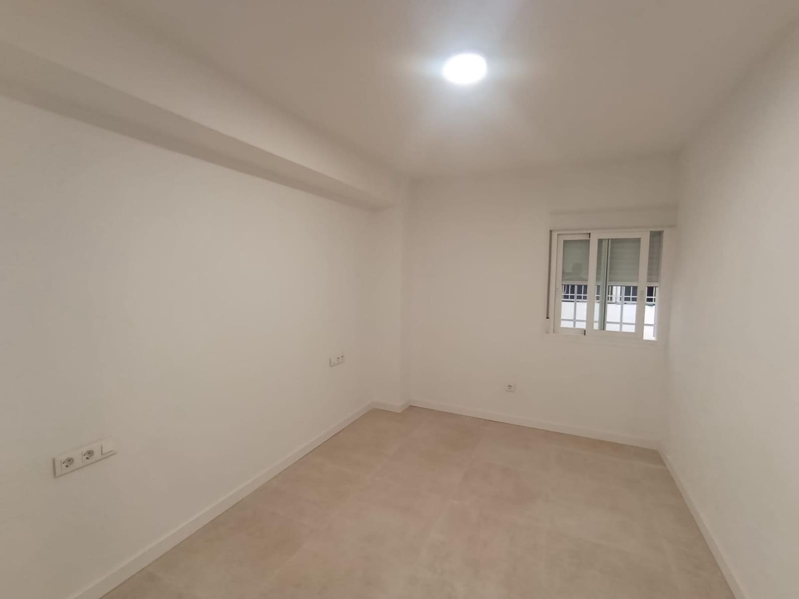 5 sypialnia Biuro na sprzedaż w Miasto Alicante / Alacant - 310 000 € (Ref: 10078264)